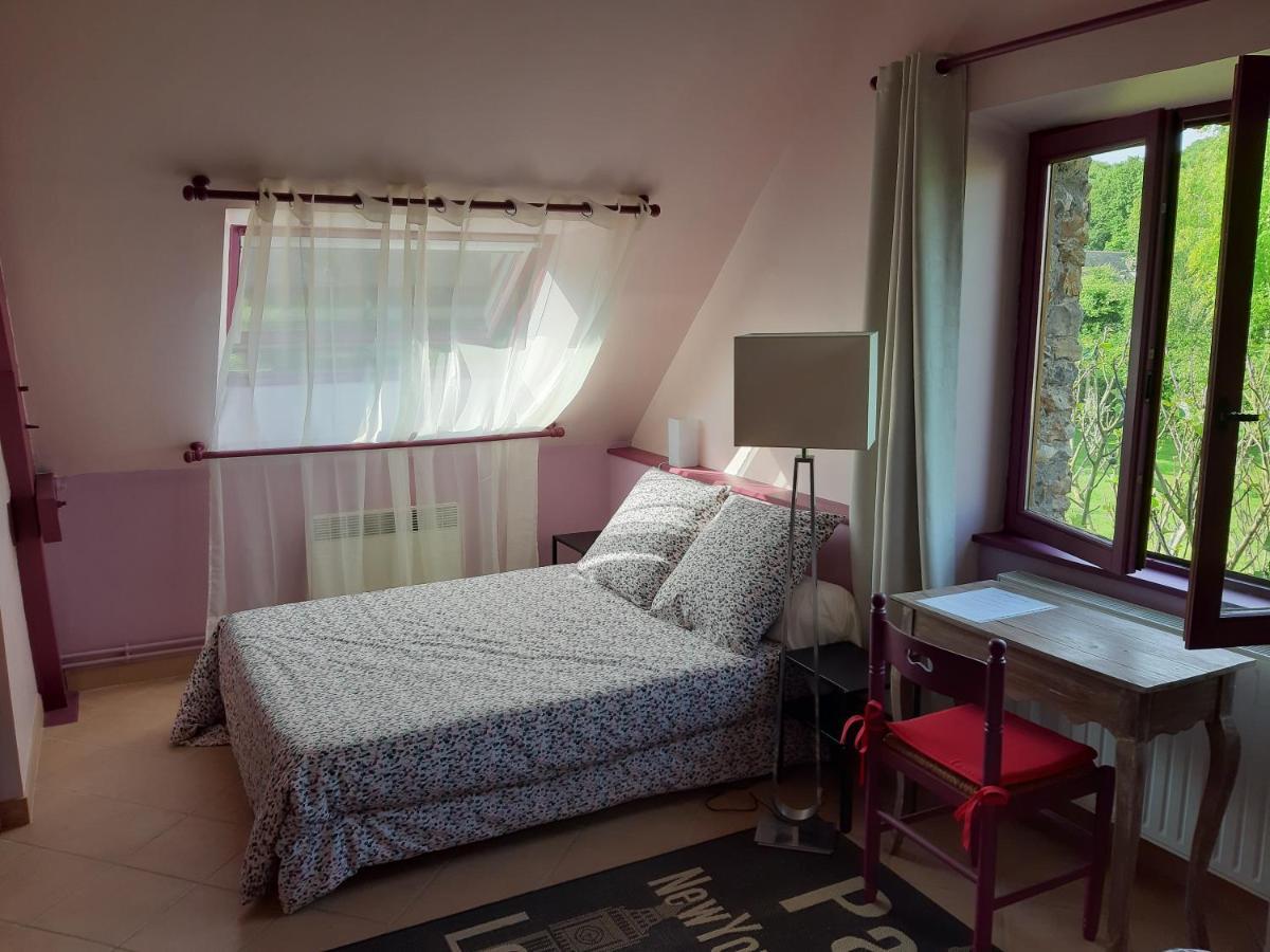 Bed and Breakfast La grange des lisières à Rouvres  Extérieur photo